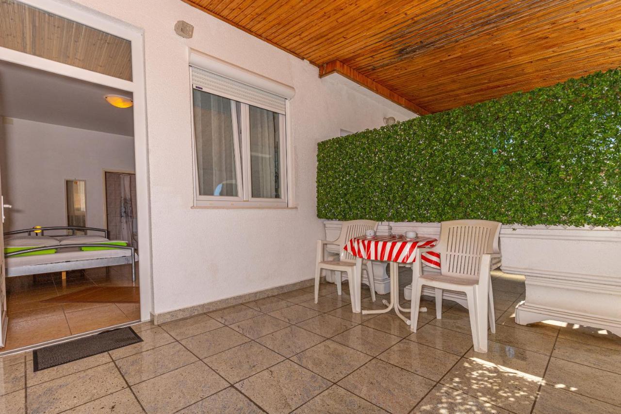 Apartmani Loki Dramalj Luaran gambar